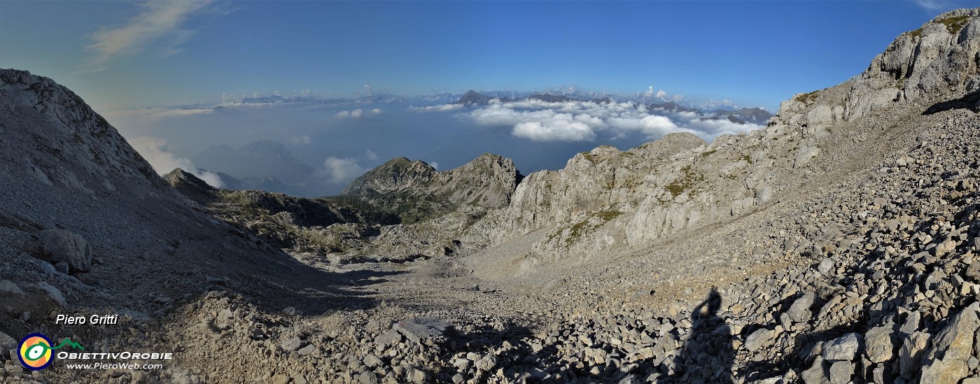 75 Ed ora si scende...con attenzione l'alta Via della Ganda!.jpg